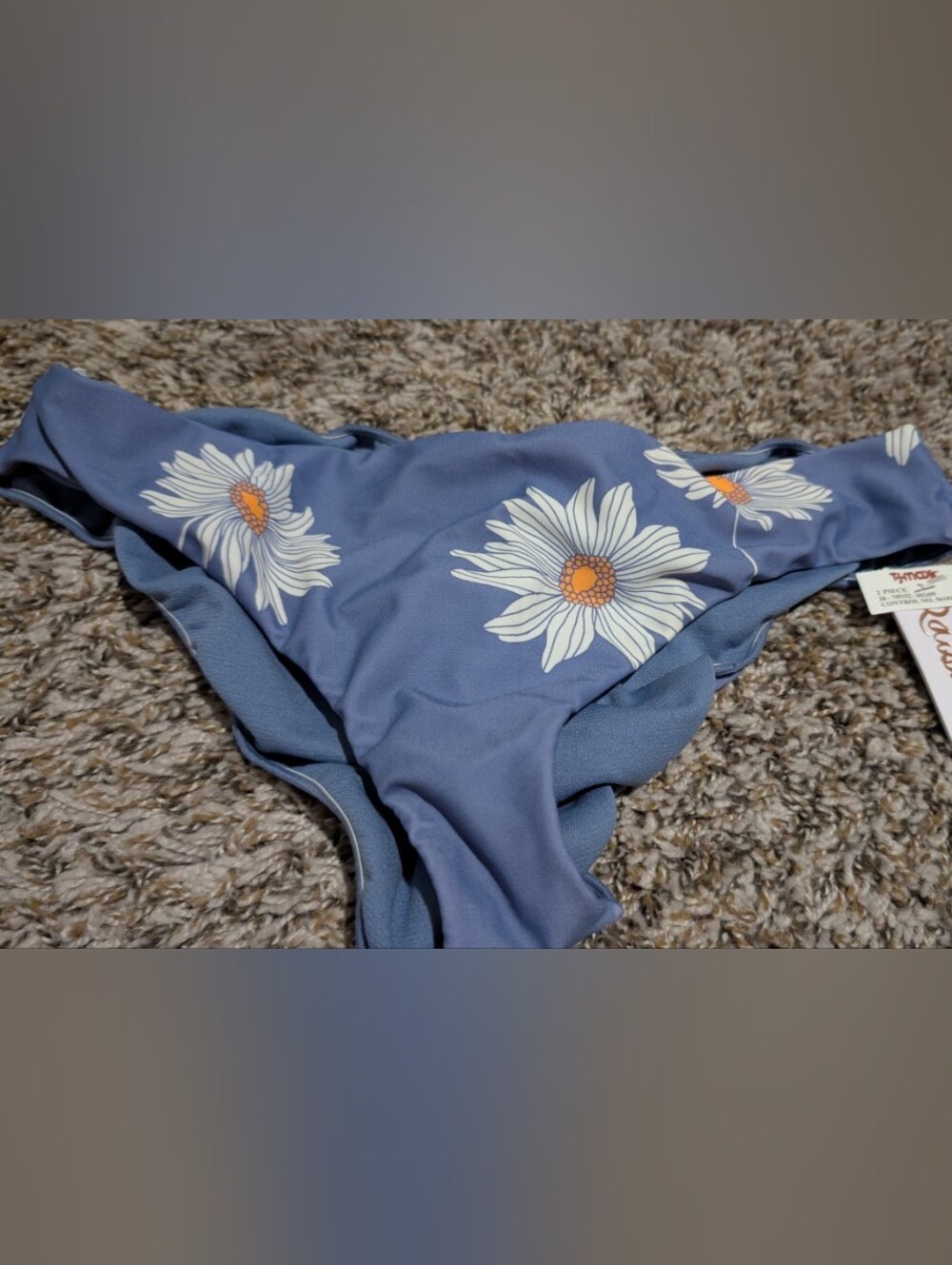 3/$12 🎉 Raisins Blue Floral Daisy Bikini Bottoms - Picture 2 of 2
